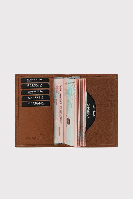 Zoozie Bags Passcase - Tan